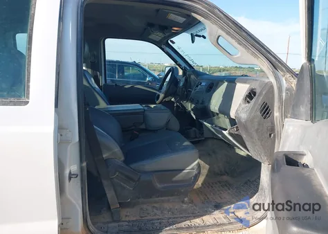 2011 Ford F-250 Xl из США, поврежденный, VIN 1FT7W2B65BEC17088